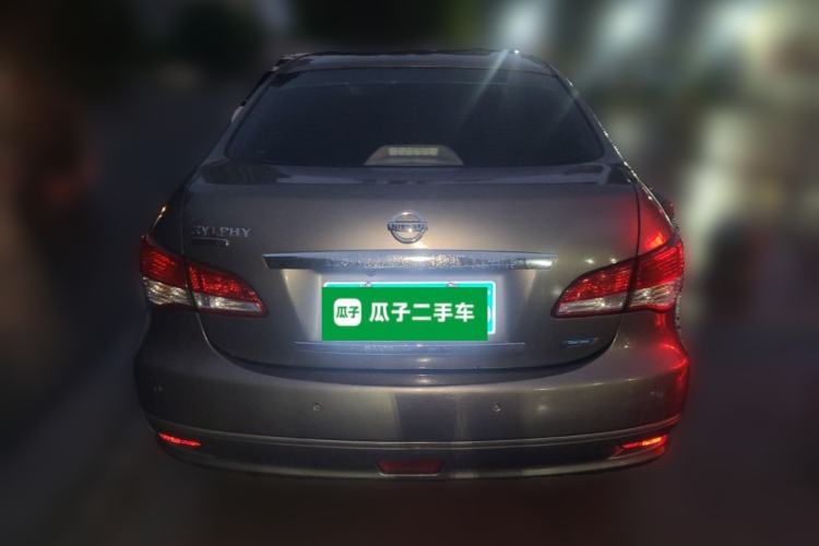 Used Nissan Sylphy 2012 Classic 1.6XE Manual Comfort Edition Rear