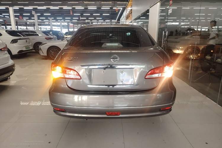 Used Nissan Sylphy 2012 Classic 1.6XE Automatic Comfort Edition Rear