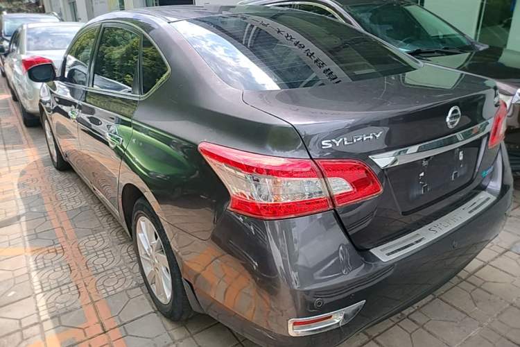 Used Nissan Sylphy 2012 1.6 XL Manual Luxury Edition Rear Left 45 Deg