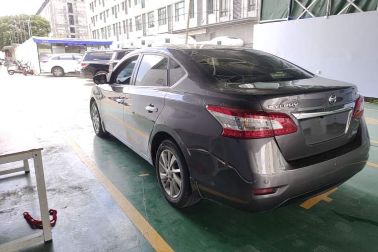 Used Nissan Sylphy 2012 1.6 XL CVT Luxury Edition Rear Left 45 Deg