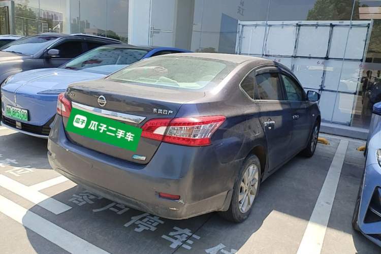 Used Nissan Sylphy 2012 1.6 XL CVT Luxury Edition Rear Right 45 Deg