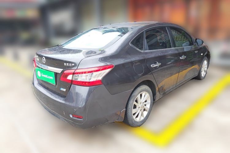Used Nissan Sylphy 2012 1.6 XL CVT Luxury Edition Rear Right 45 Deg