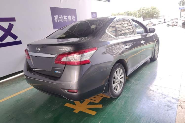 Used Nissan Sylphy 2012 1.6 XL CVT Luxury Edition Rear Right 45 Deg