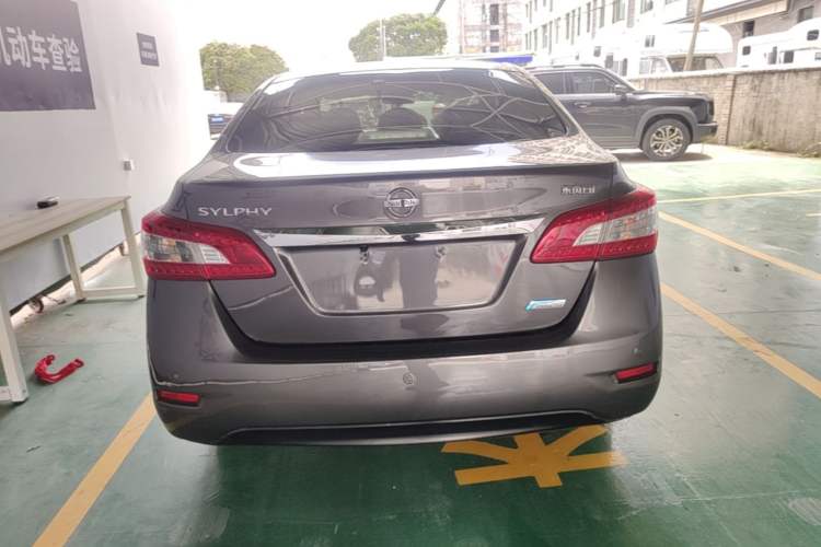 Used Nissan Sylphy 2012 1.6 XL CVT Luxury Edition Rear