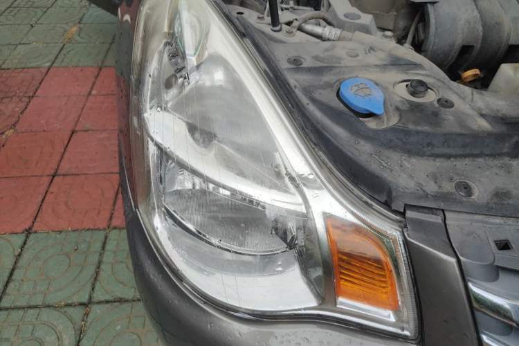 Used Nissan Sylphy 2012 Classic 1.6 XL Automatic Luxury Edition Right Front Headlight