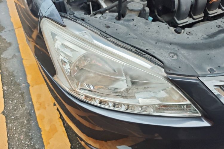Used Nissan Sylphy  Right Front Headlight