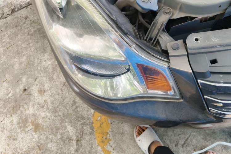 Used Nissan Sylphy 2012 Classic 1.6XE Automatic Comfort Edition Right Front Headlight