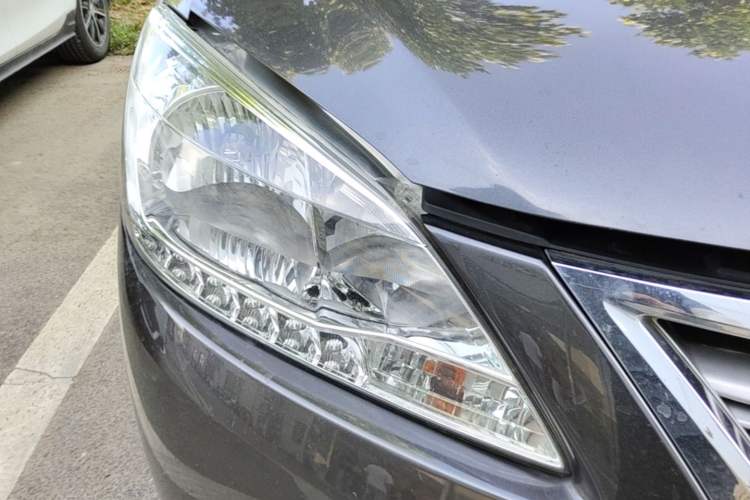 Used Nissan Sylphy 2012 1.6 XL CVT Luxury Edition Right Front Headlight