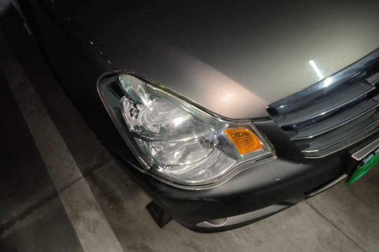 Used Nissan Sylphy 2012 Classic 1.6XE Automatic Comfort Edition Right Front Headlight