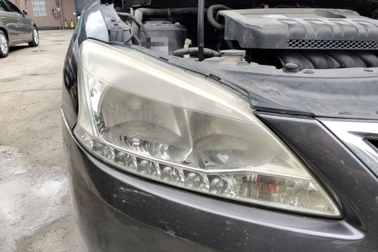 Used Nissan Sylphy 2012 1.6 XL CVT Luxury Edition Right Front Headlight