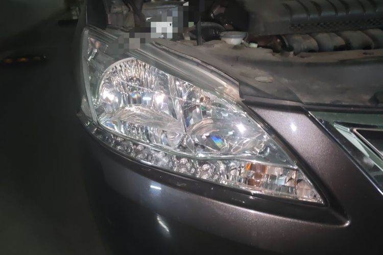 Used Nissan Sylphy 2012 1.6 XL CVT Luxury Edition Right Front Headlight