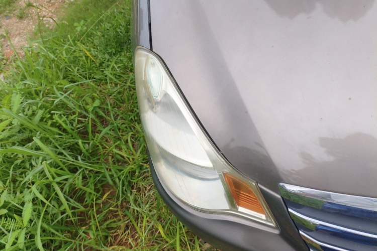 Used Nissan Sylphy 2012 Classic 1.6XE Manual Comfort Edition Right Front Headlight