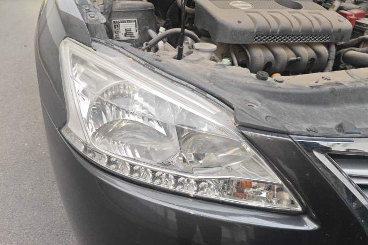 Used Nissan Sylphy 2012 1.6 XL CVT Luxury Edition Right Front Headlight