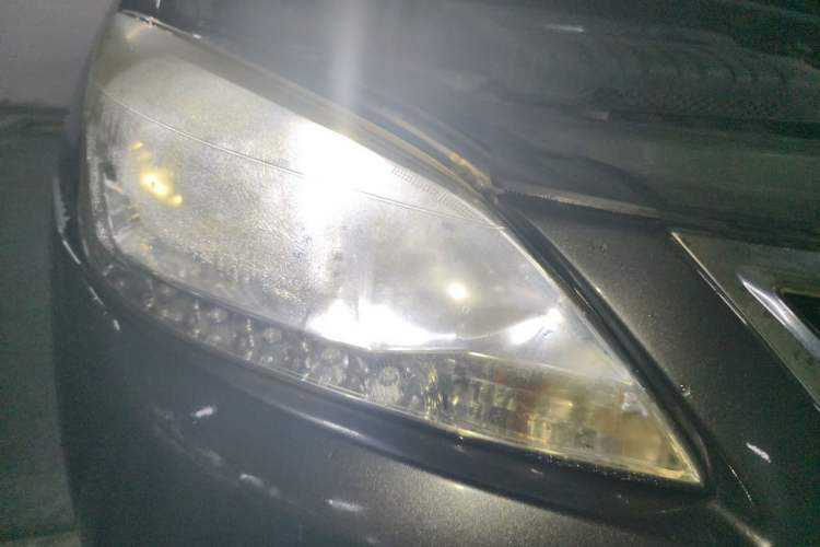 Used Nissan Sylphy 2012 1.6 XL CVT Luxury Edition Right Front Headlight