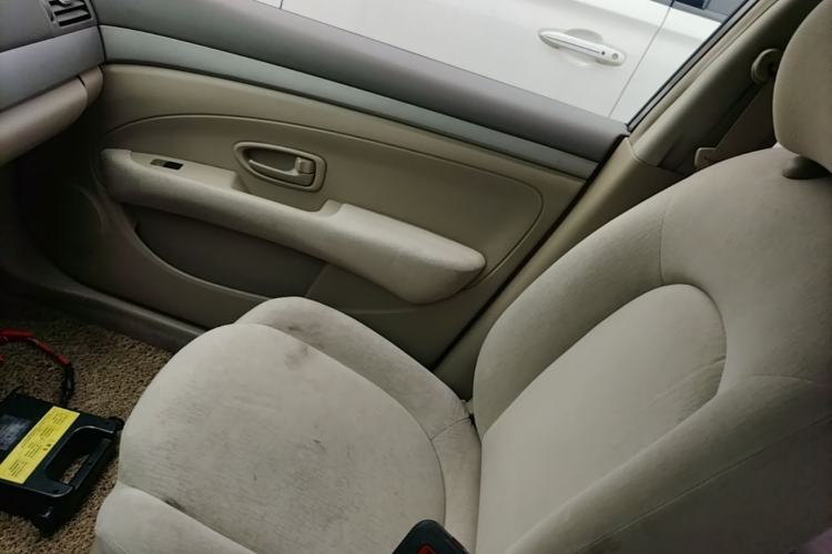 Used Nissan Sylphy 2012 Classic 1.6XE Automatic Comfort Edition Right Front Seat