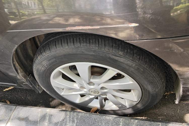Used Nissan Sylphy 2012 1.6 XL CVT Luxury Edition Right Front Wheel Hub