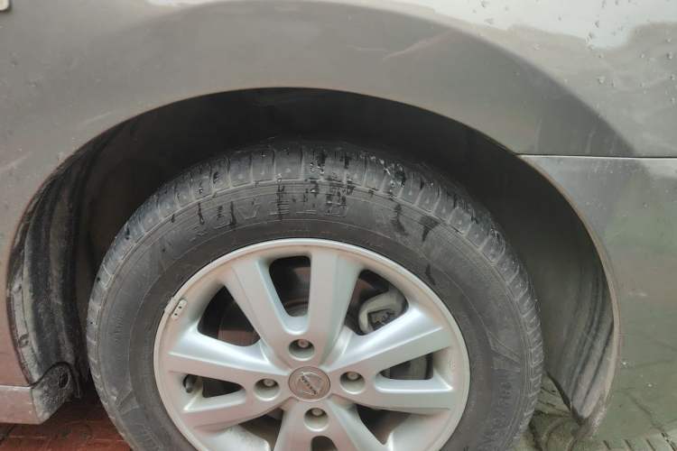 Used Nissan Sylphy 2012 Classic 1.6 XL Automatic Luxury Edition Right Front Wheel Hub