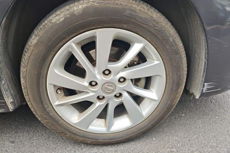 Used Nissan Sylphy 2012 1.6 XL CVT Luxury Edition Right Front Wheel Hub