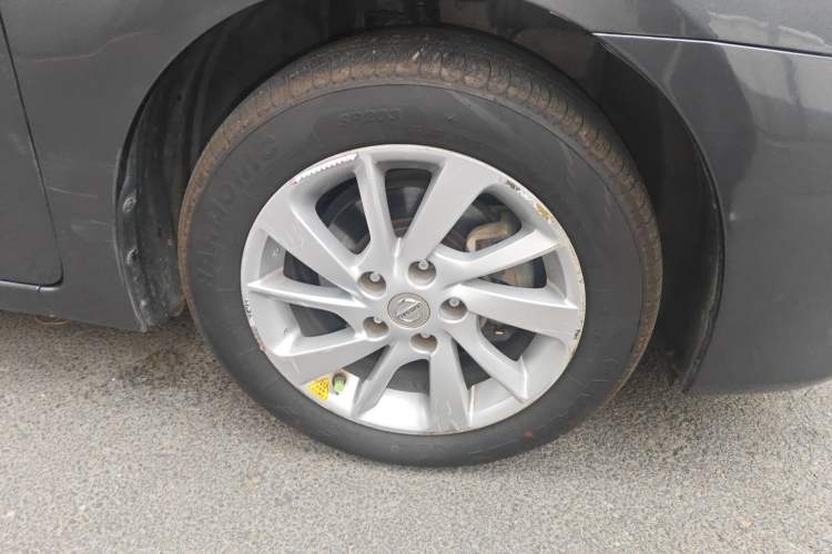 Used Nissan Sylphy 2012 1.6 XL CVT Luxury Edition Right Front Wheel Hub