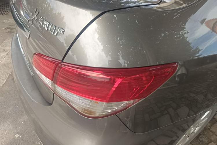 Used Nissan Sylphy 2012 Classic 1.6XE Automatic Comfort Edition Right Rear Taillight