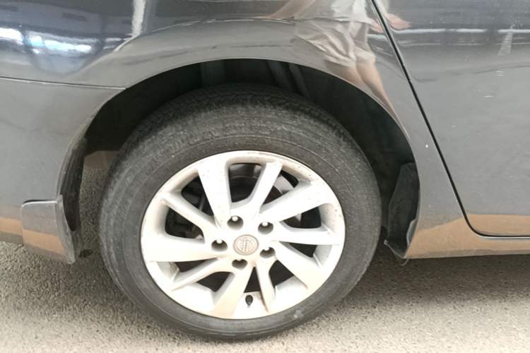 Used Nissan Sylphy 2012 1.6 XL CVT Luxury Edition Right Rear Wheel Hub
