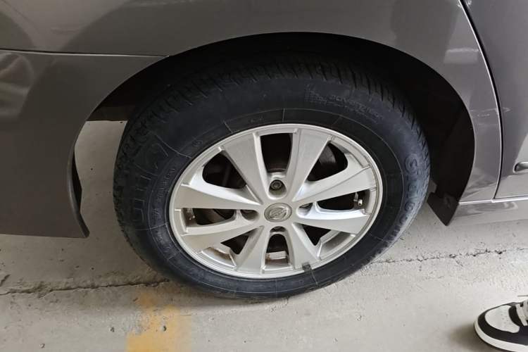 Used Nissan Sylphy 2012 Classic 1.6XE Automatic Comfort Edition Right Rear Wheel Hub