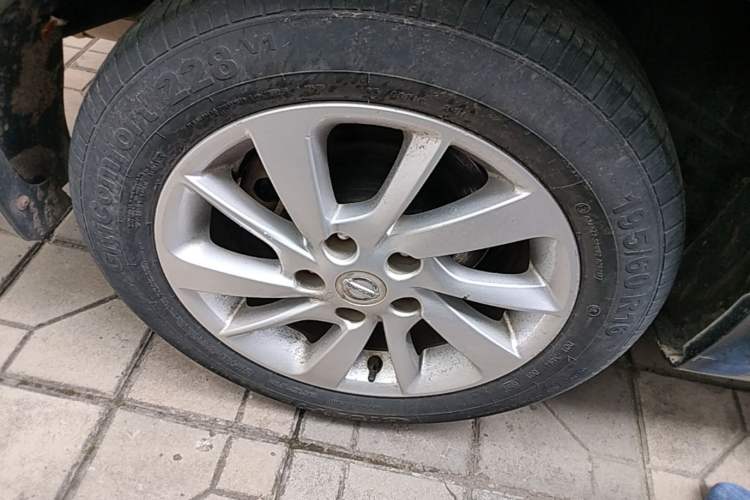 Used Nissan Sylphy 2012 1.6 XL Manual Luxury Edition Right Rear Wheel Hub