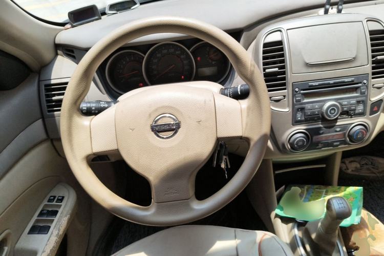 Used Nissan Sylphy 2012 Classic 1.6XE Manual Comfort Edition Steering Wheel