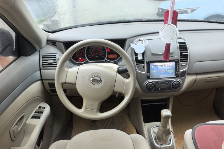 Used Nissan Sylphy 2012 Classic 1.6XE Manual Comfort Edition Steering Wheel