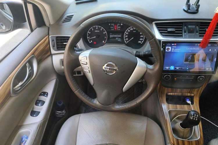 Used Nissan Sylphy 2012 1.6 XL Manual Luxury Edition Steering Wheel