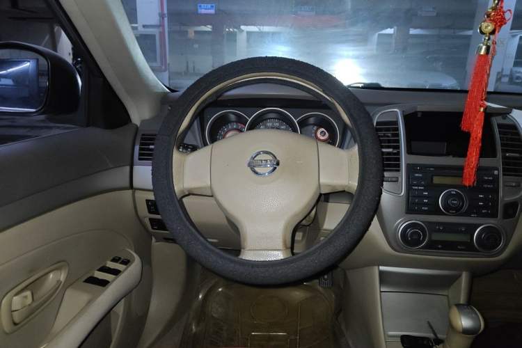Used Nissan Sylphy 2012 Classic 1.6XE Manual Comfort Edition Steering Wheel