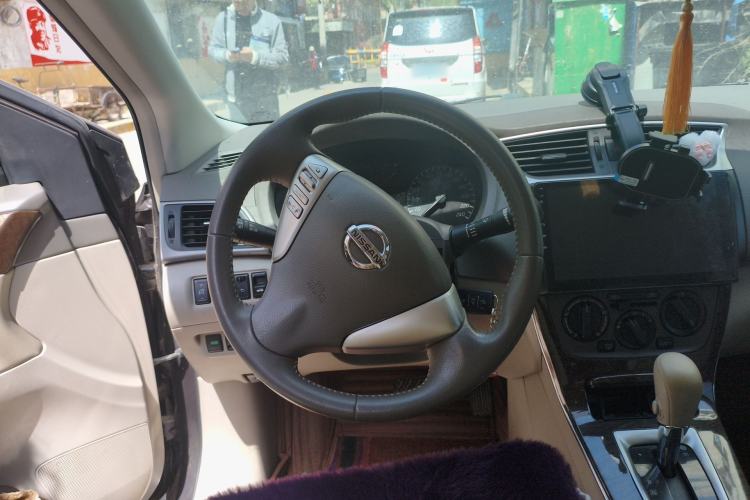 Used Nissan Sylphy 2012 1.6 XL CVT Luxury Edition Steering Wheel