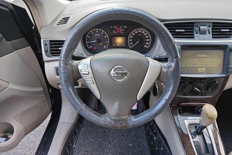 Used Nissan Sylphy 2012 1.6 XL CVT Luxury Edition Steering Wheel