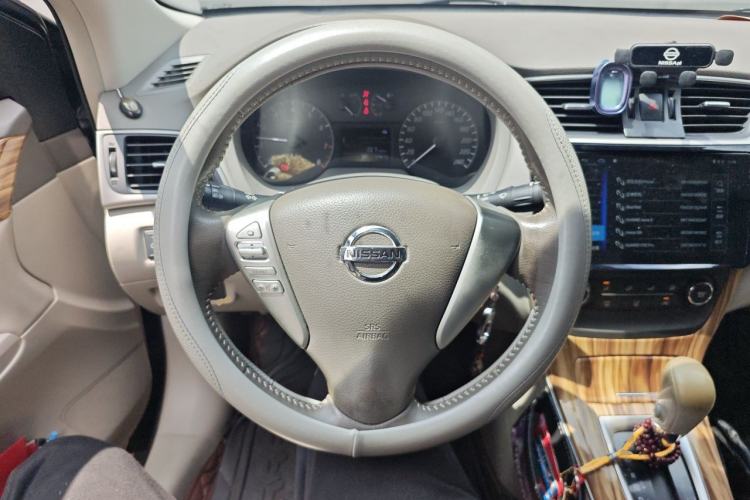 Used Nissan Sylphy 2012 1.6 XL CVT Luxury Edition Steering Wheel