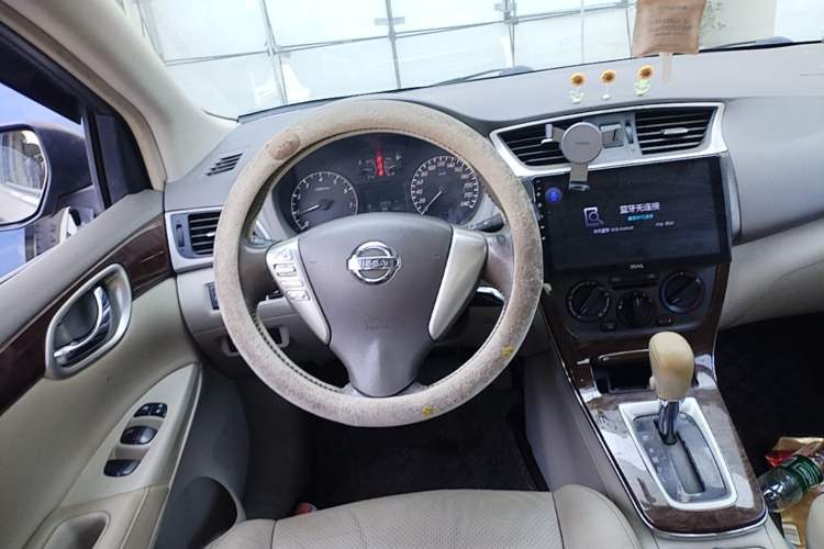 Used Nissan Sylphy 2012 1.6 XL CVT Luxury Edition Steering Wheel