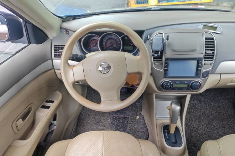 Used Nissan Sylphy 2012 Classic 1.6XE Automatic Comfort Edition Steering Wheel