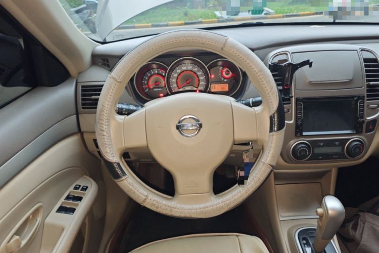 Used Nissan Sylphy 2012 Classic 1.6XE Automatic Comfort Edition Steering Wheel