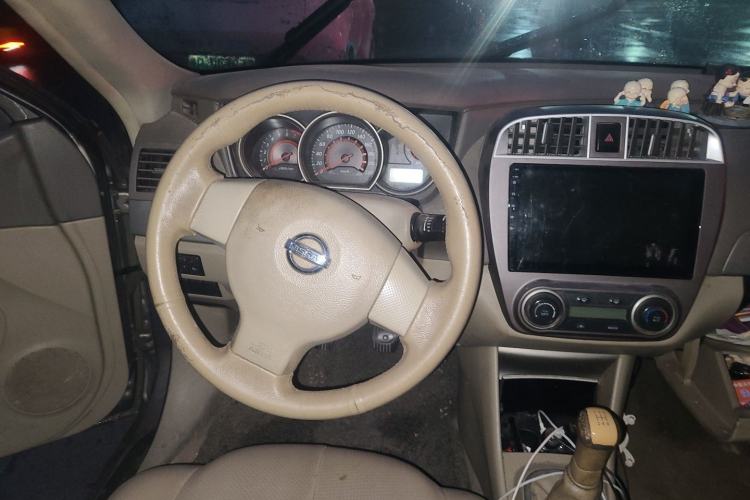 Used Nissan Sylphy 2012 Classic 1.6XE Manual Comfort Edition Steering Wheel