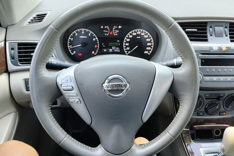Used Nissan Sylphy 2012 1.6 XL CVT Luxury Edition Steering Wheel