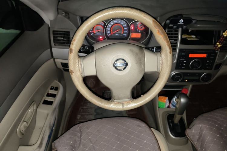 Used Nissan Sylphy 2012 Classic 1.6XE Automatic Comfort Edition Steering Wheel