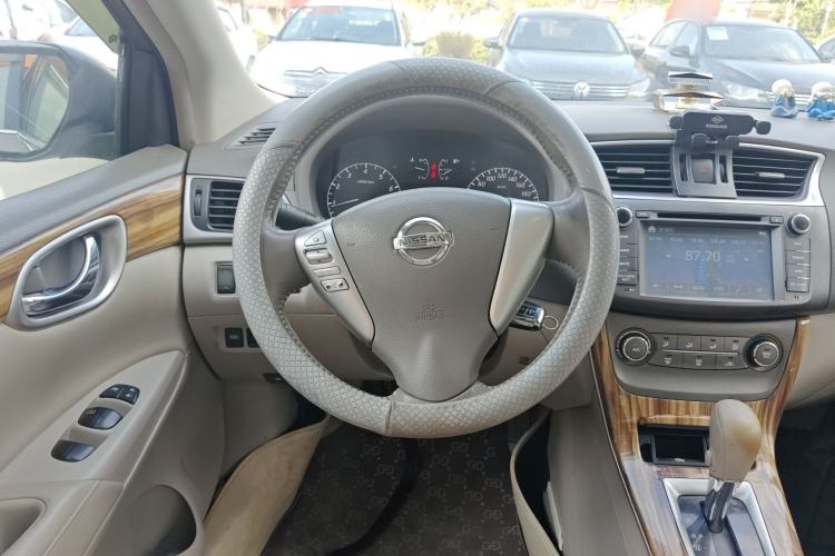 Used Nissan Sylphy 2012 1.6 XL CVT Luxury Edition Steering Wheel