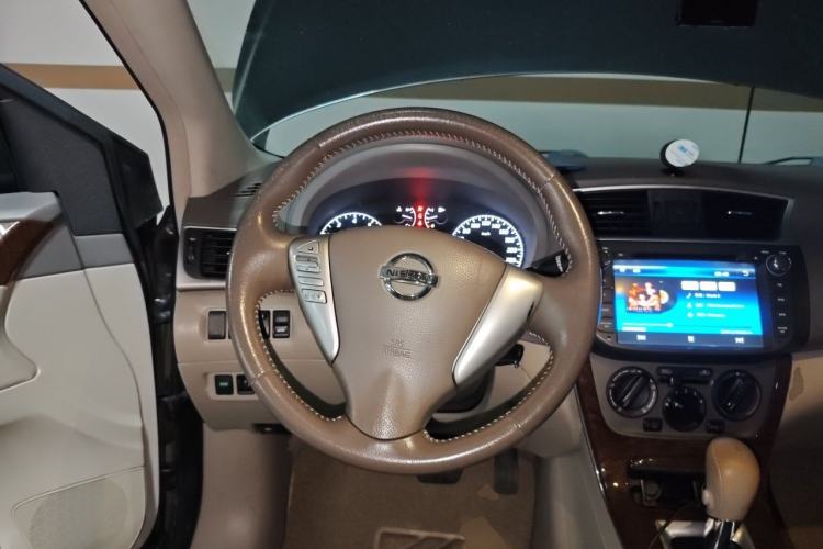 Used Nissan Sylphy 2012 1.6 XL CVT Luxury Edition Steering Wheel