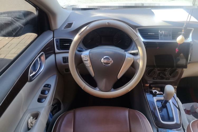 Used Nissan Sylphy 2012 1.6 XL CVT Luxury Edition Steering Wheel