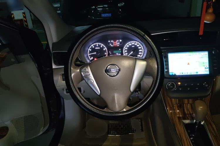 Used Nissan Sylphy 2012 1.6 XL CVT Luxury Edition Steering Wheel