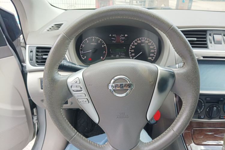 Used Nissan Sylphy 2012 1.6 XL CVT Luxury Edition Steering Wheel