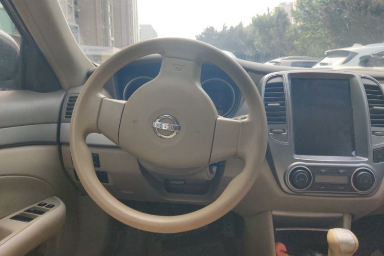 Used Nissan Sylphy 2012 Classic 1.6XE Manual Comfort Edition Steering Wheel