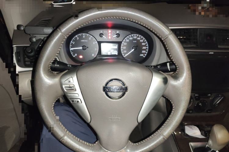 Used Nissan Sylphy 2012 1.6 XL CVT Luxury Edition Steering Wheel