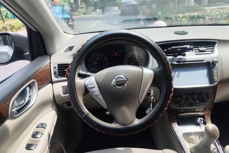 Used Nissan Sylphy 2012 1.6 XL Manual Luxury Edition Steering Wheel