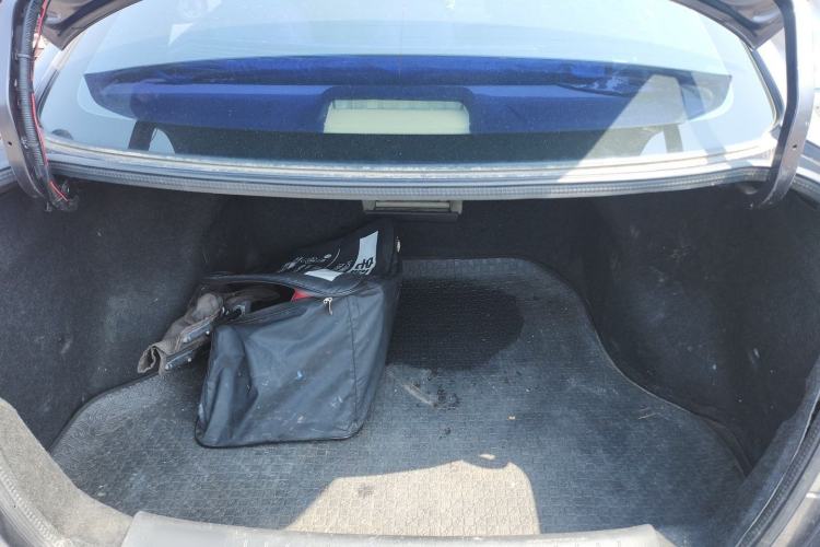 Used Nissan Sylphy 2012 1.6 XL Manual Luxury Edition Trunk