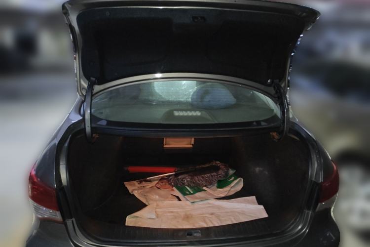 Used Nissan Sylphy 2012 Classic 1.6XE Manual Comfort Edition Trunk